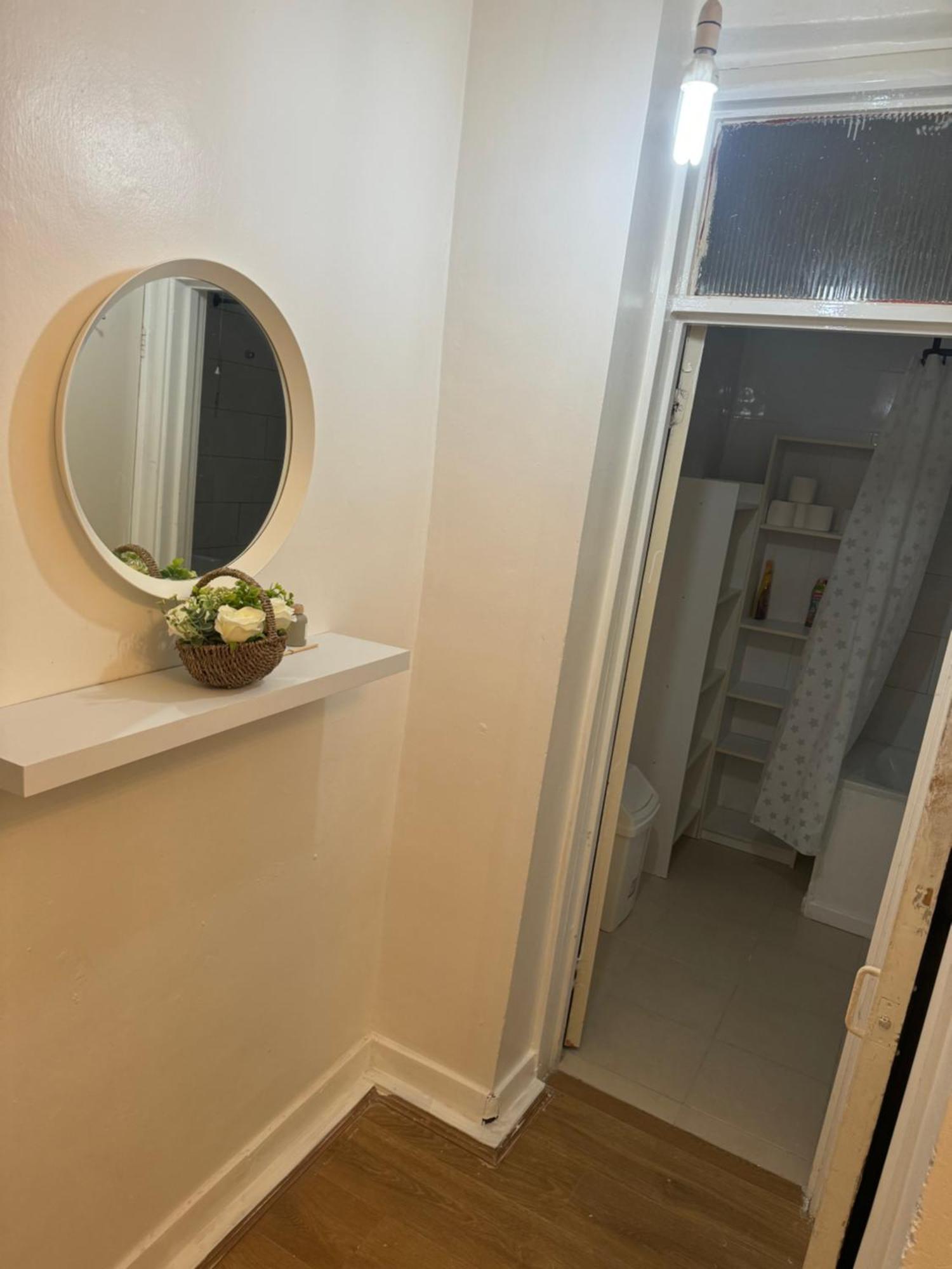 One Bedroom Apartment In Tower Bridge Road London Eksteriør billede